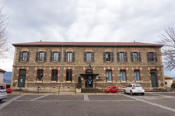 Conseil Monte Escalier Monte escalier Clonas-sur-Varèze